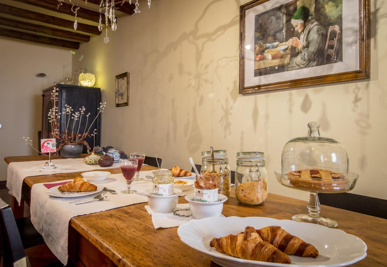 Portico Rosso Bed & Breakfast 2*
